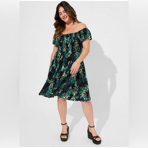 Torrid Super soft Off the shoulder dress NWT size 3 (22/24)